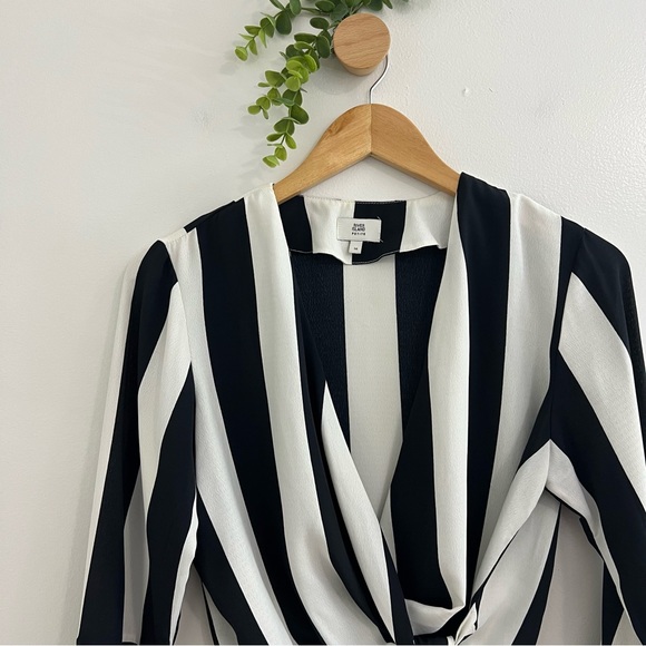 River Island Petite Black White Striped Bell Sleeves Wrap Top - Picture 2 of 8